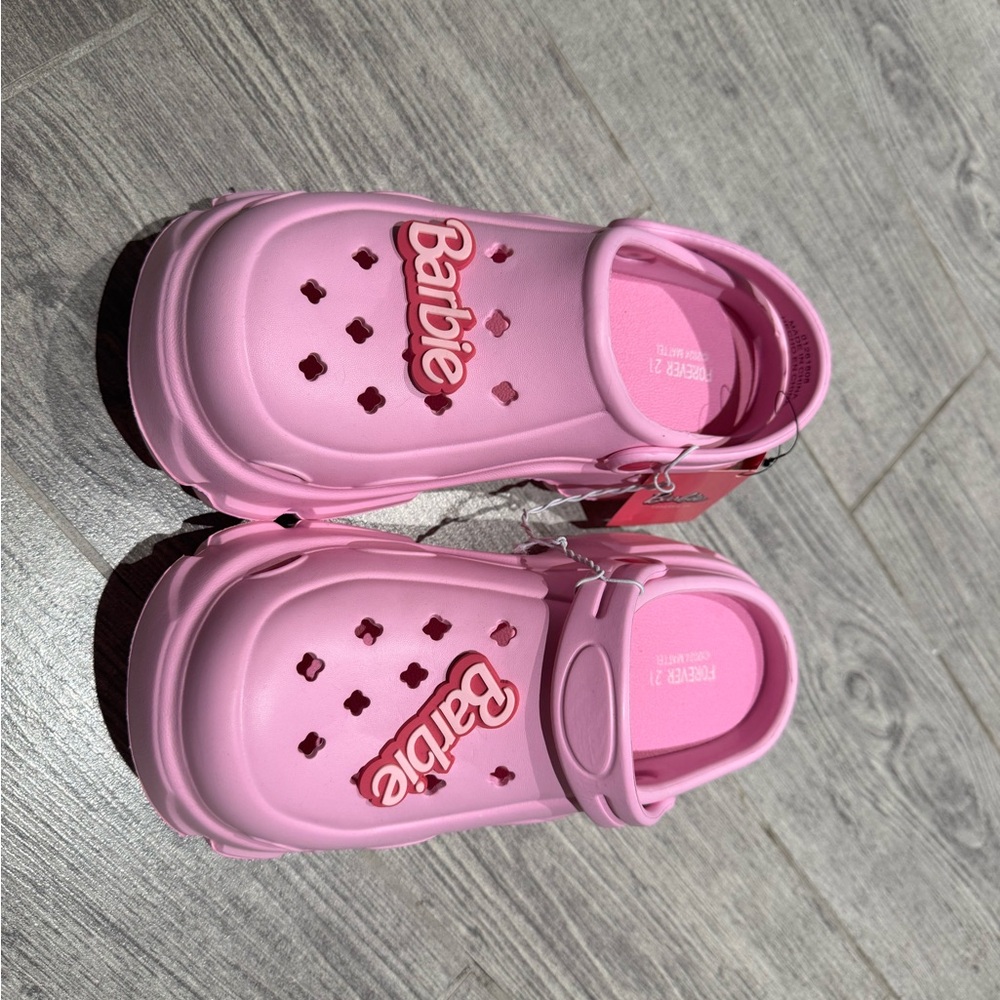 Barbie Pink Platform Clogs 💕